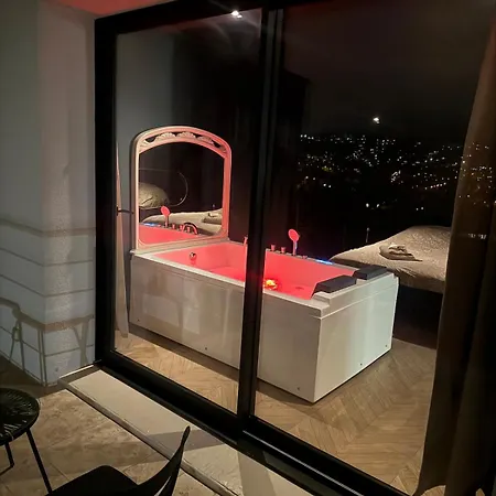 Апартаменти La Vue